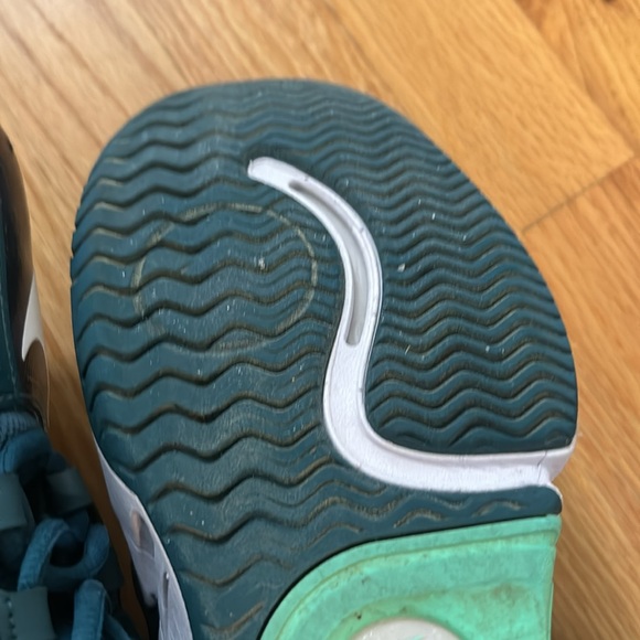 NIKECOURT AIR ZOOM GP TURBO Men's Tennis Shoe - Picture 8 of 12